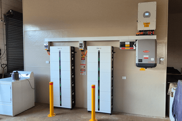 61.44kWh system combines 12 Pytes Pi-LV1 batteries in 2 stacks with a 10kW Deye inverter